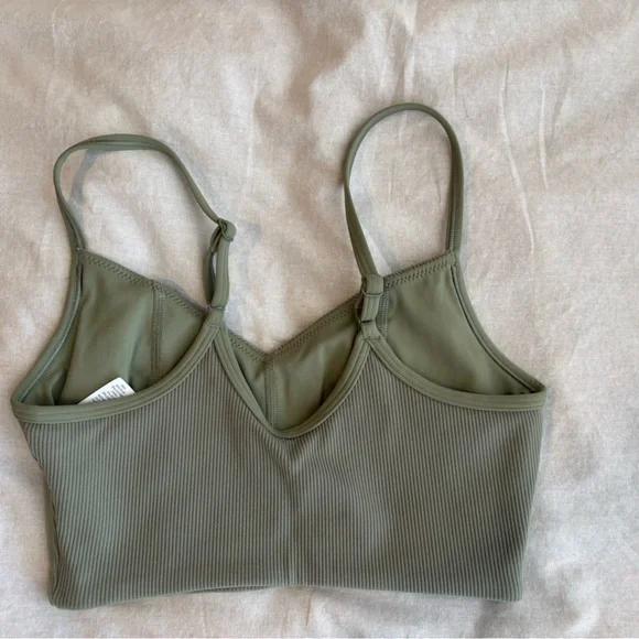 Offline by Aerie NEW - Picture 3 of 6